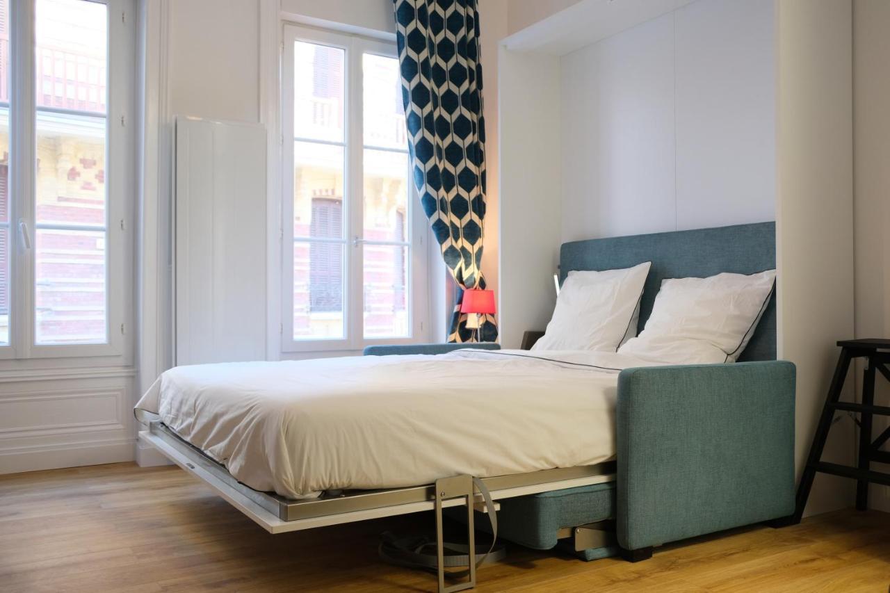 Townhouse Trouville - Appart'Hotel & Studios Стая снимка